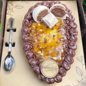 Ovo de Páscoa de Colher Brigadeiro Trufado com Mousse de Maracujá – Delícias da Cida